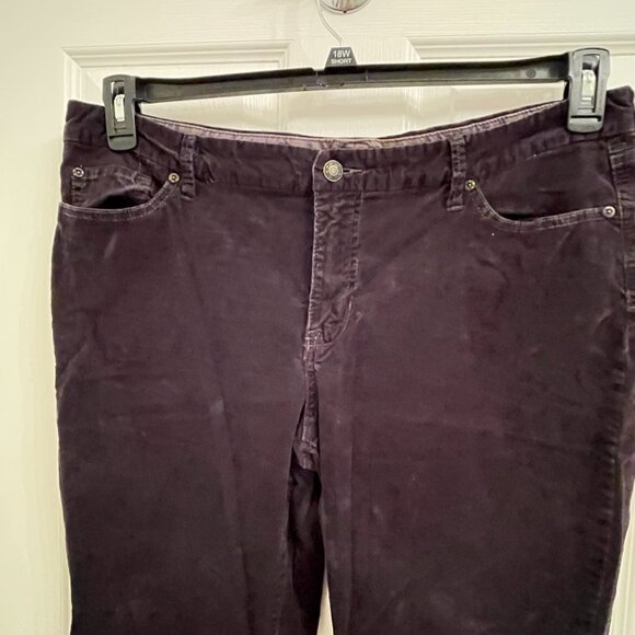 a.n.a Slim Boot Cut Black Corduroy Pants Stretch size 16 - Picture 6 of 6